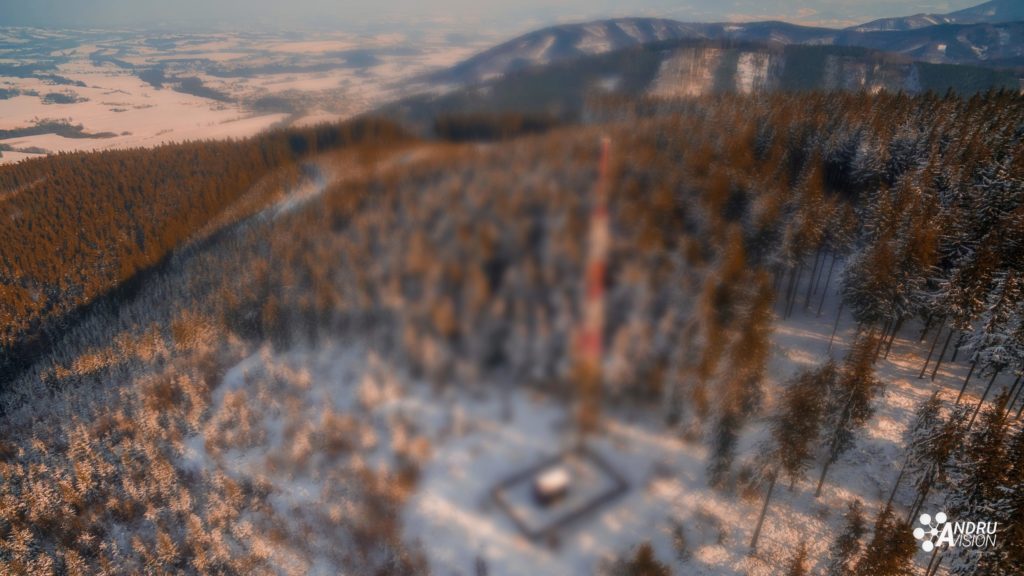 dronem v zimě